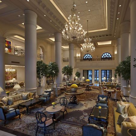 The Leela Palace New Delhi Nova Deli Interior foto The lobby of the hotel