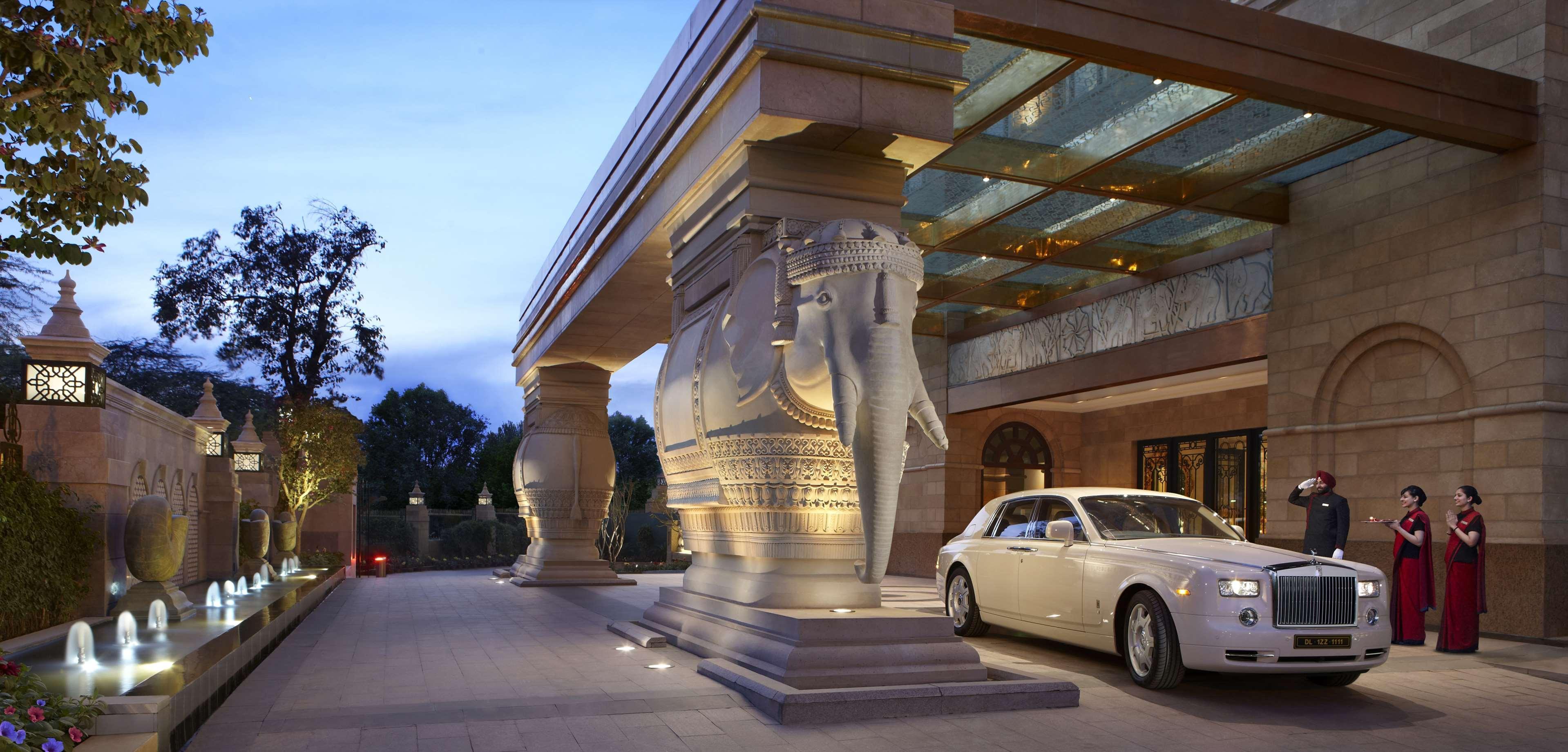 The Leela Palace New Delhi Nova Deli Exterior foto The St. Regis Mumbai